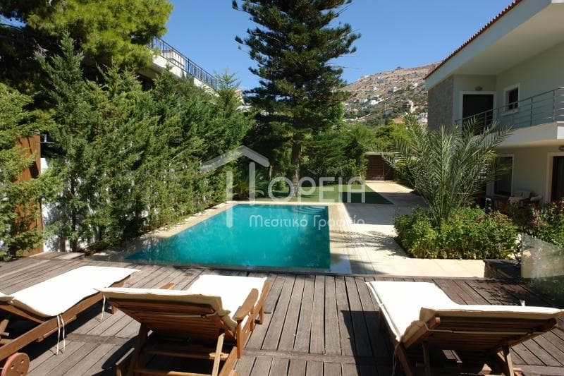 House in Saronida, Saronida — Photo 2 of 29