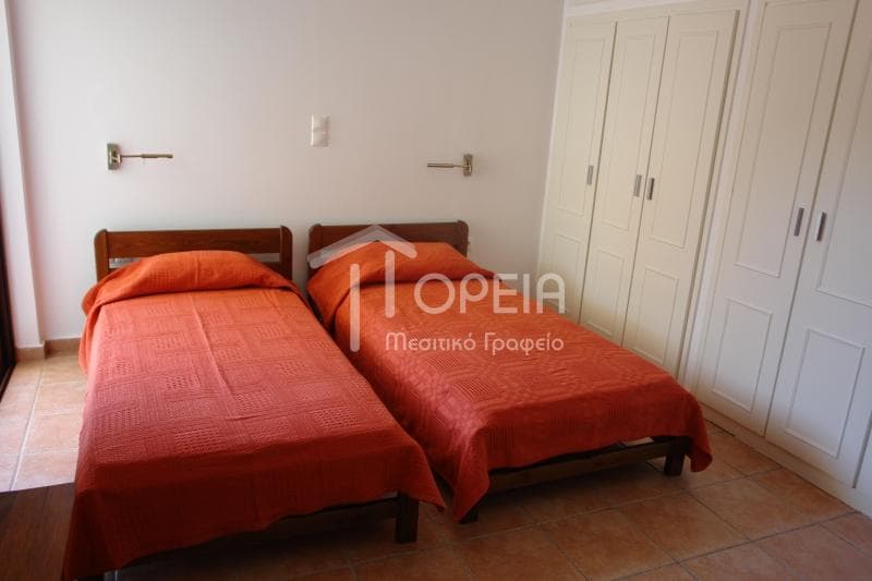 House in Saronida, Saronida — Photo 24 of 29