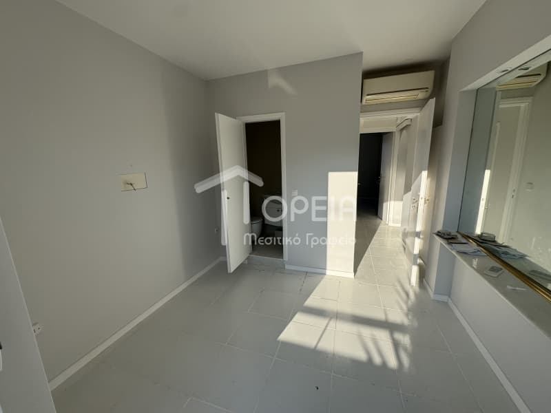 Apartment in Saronida, Saronida — Photo 14 of 30