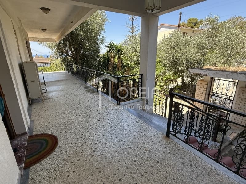House in Saronida, Saronida — Photo 4 of 25