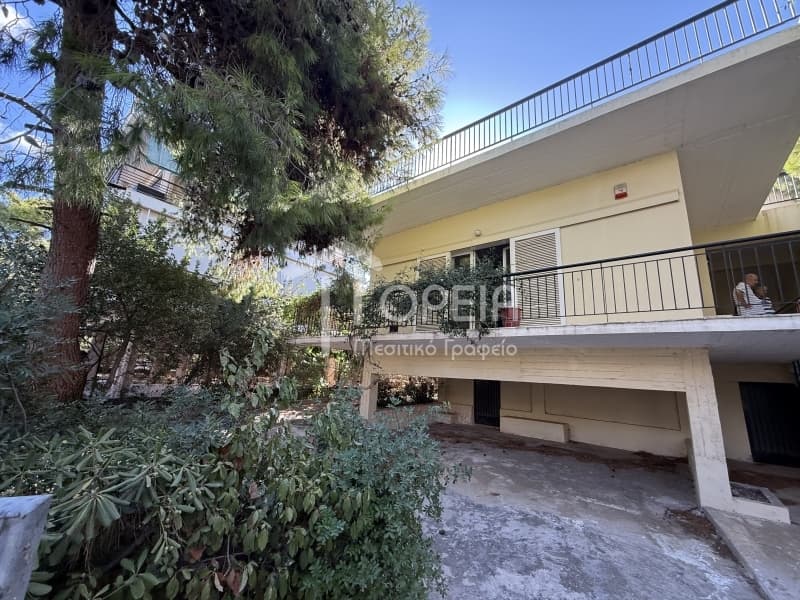 House in Saronida, Saronida — Photo 1 of 6