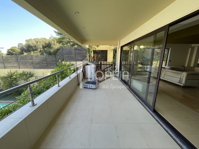 House in Saronida, Saronida — Photo 3 of 30