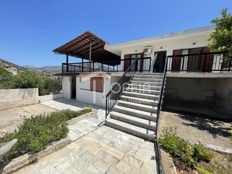 House in Kalivia, Kalivia Thorikou — Photo 2 of 30