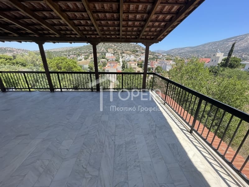 House in Kalivia, Kalivia Thorikou — Photo 1 of 30