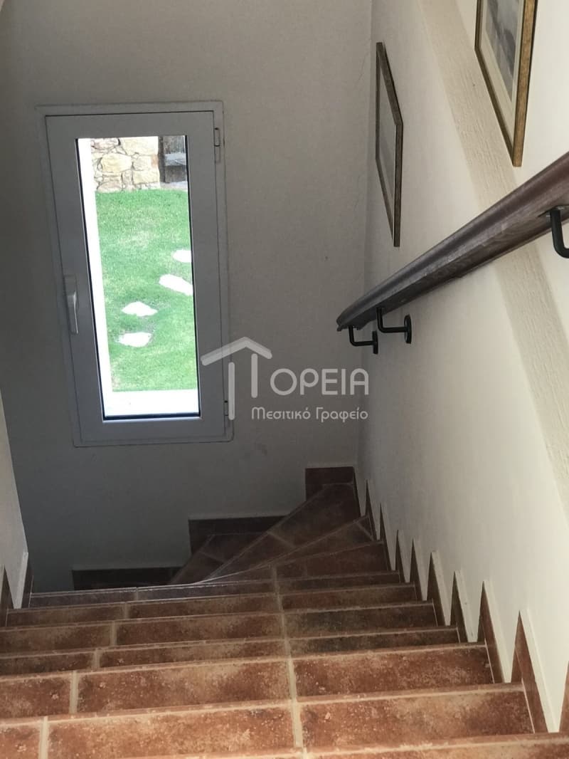 Μονοκατοικία στην Καταφύγι, Παλαιά Φώκαια — Φωτογραφία 7 από 9
