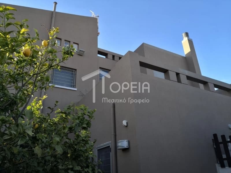 House in Katafigi, Palaia Fokaia — Photo 8 of 12