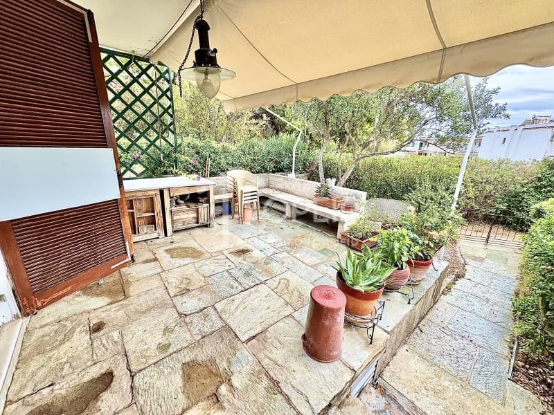 Apartment in Saronida, Saronida — Photo 1 of 15