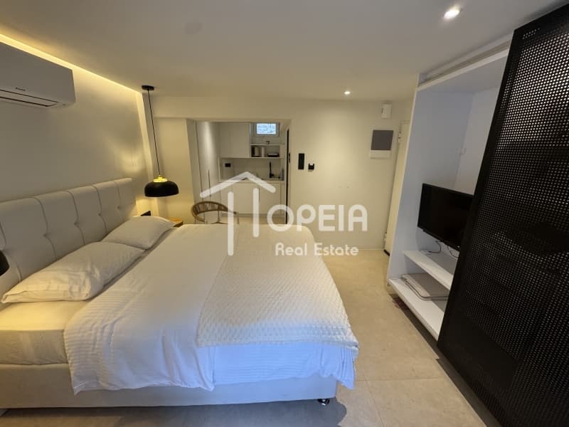 Apartment in Saronida, Saronida — Photo 1 of 16