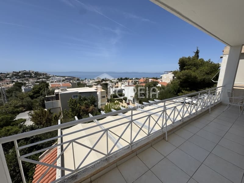Apartment in Saronida, Saronida — Photo 1 of 28