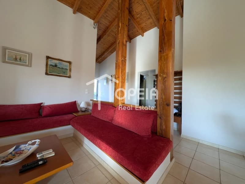 Apartment in Mavro Lithari, Saronida — Photo 7 of 11