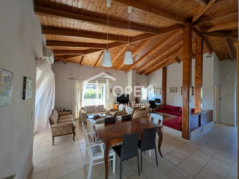 Apartment in Mavro Lithari, Saronida — Photo 5 of 11