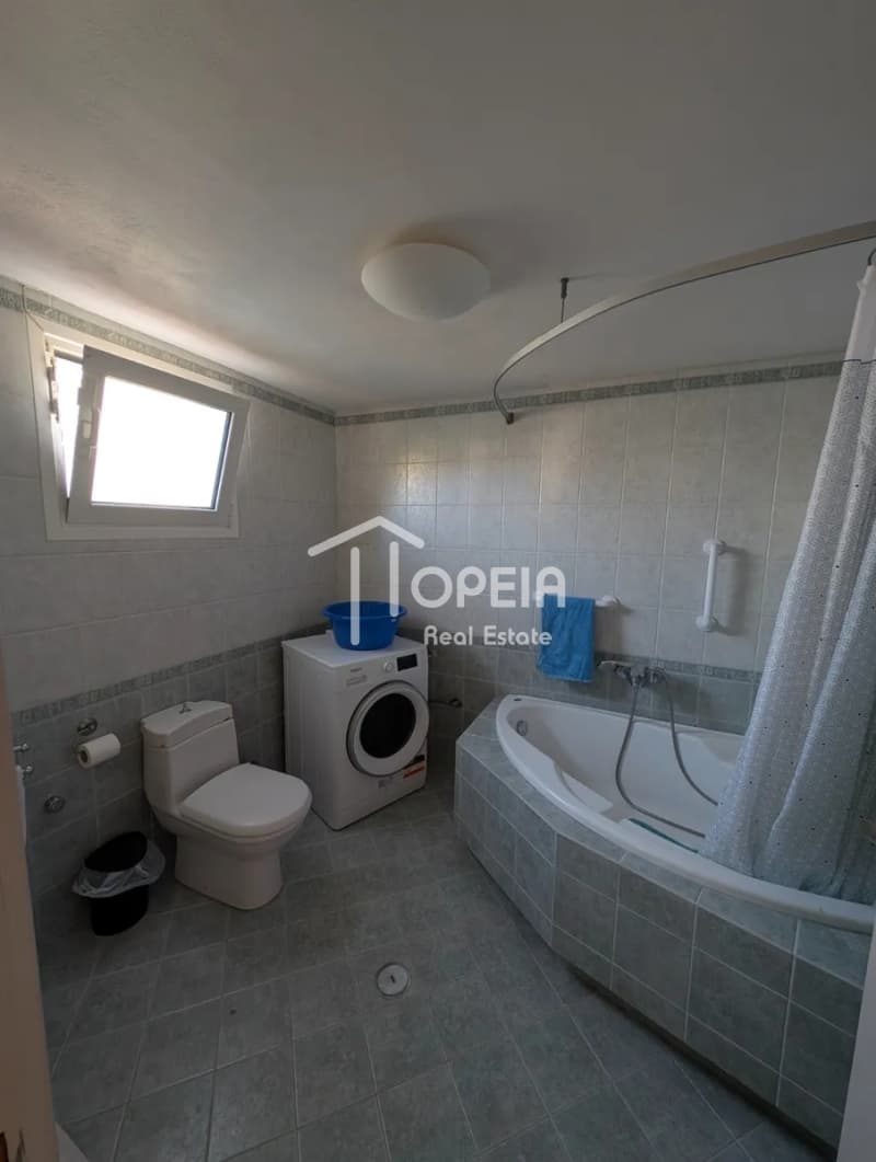 Apartment in Mavro Lithari, Saronida — Photo 8 of 11