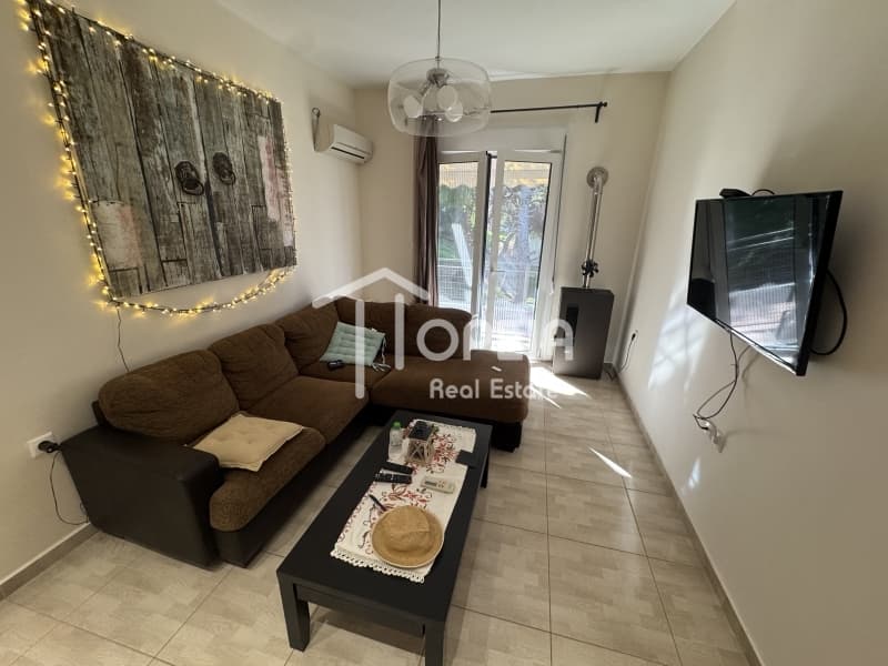 Apartment in Saronida, Saronida — Photo 1 of 19
