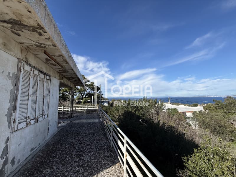 House in Mavro Lithari, Saronida — Photo 1 of 30