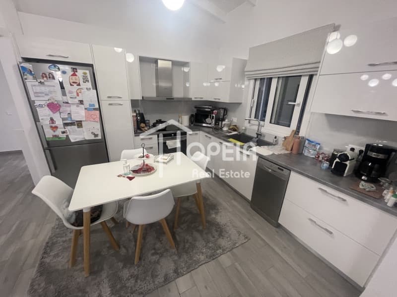 Apartment in Mavro Lithari, Saronida — Photo 11 of 18
