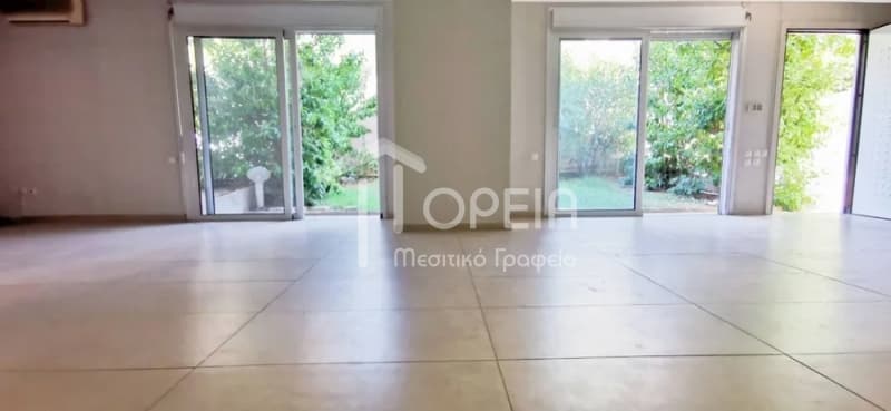 Apartment in Pirnari, Glyfada — Photo 1 of 12