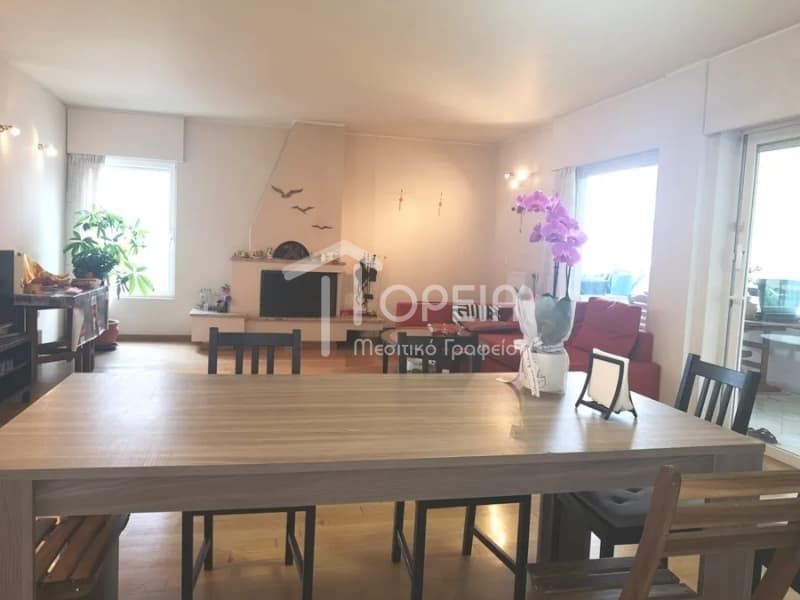 Apartment in Glyfada - center, Glyfada — Photo 1 of 13
