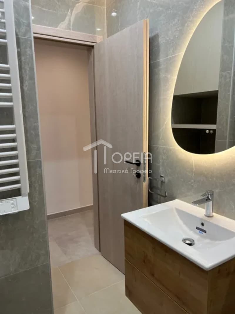 Apartment in Center, Voula — Photo 14 of 17