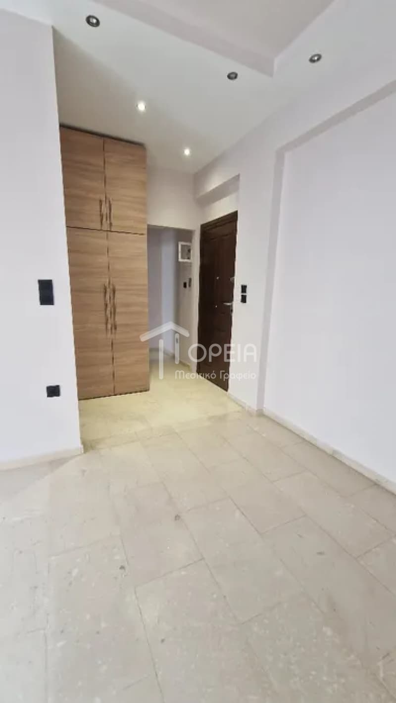 Apartment in Golf, Glyfada — Photo 2 of 14