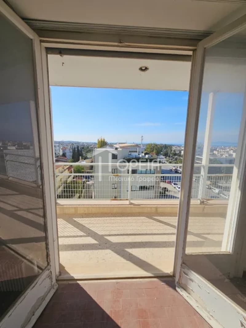 Apartment in Pirnari, Glyfada — Photo 1 of 23
