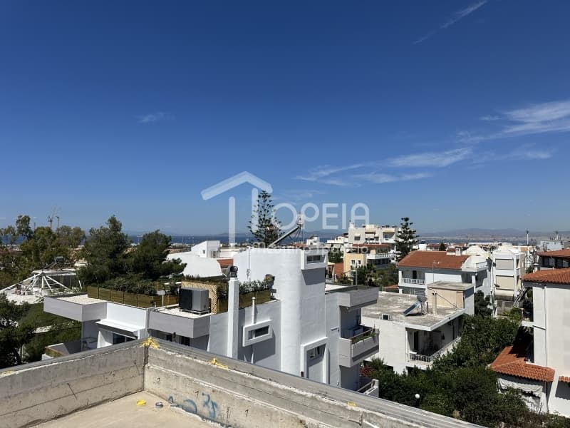 House in Golf, Glyfada — Photo 2 of 16