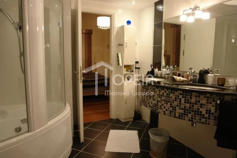 House in Aixoni, Glyfada — Photo 13 of 16