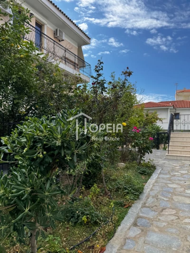 Apartment in Pirnari, Glyfada — Photo 3 of 13