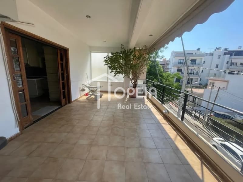 Apartment in Panionia, Glyfada — Photo 1 of 21