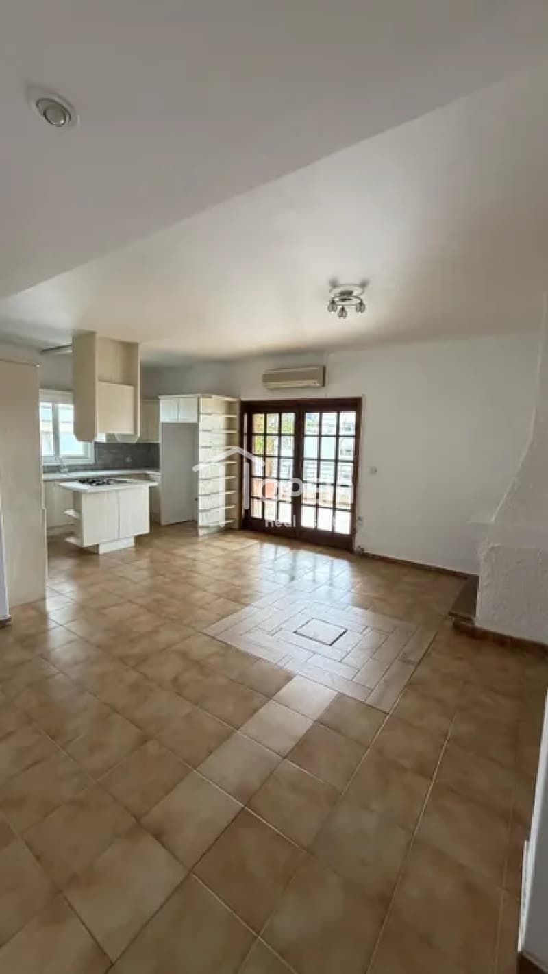 Apartment in Panionia, Glyfada — Photo 12 of 21