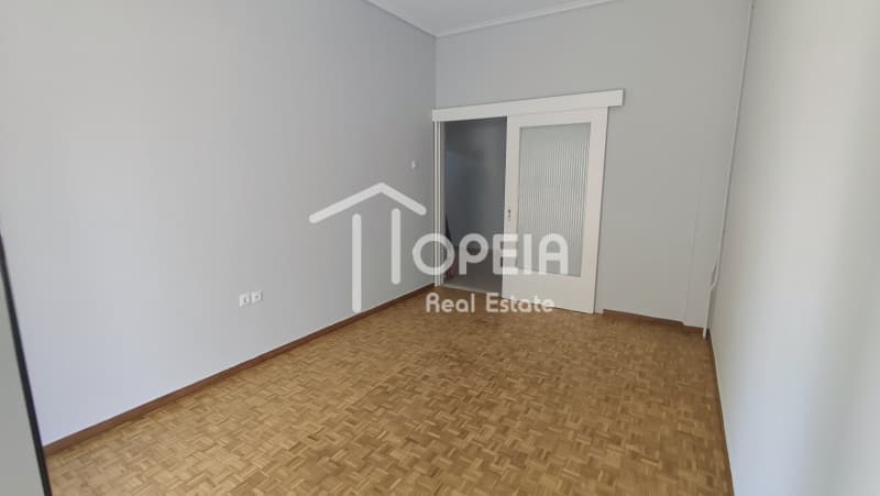 Apartment in Pigada, Piraeus — Photo 8 of 28
