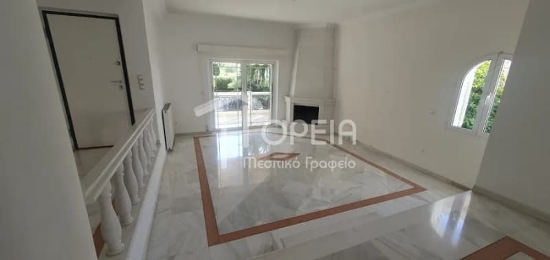 Διαμέρισμα στην Αιξωνή, Γλυφάδα — Φωτογραφία 1 από 11