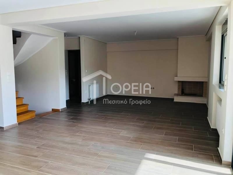 House in Κέντρο, Kalivia Thorikou — Photo 3 of 30