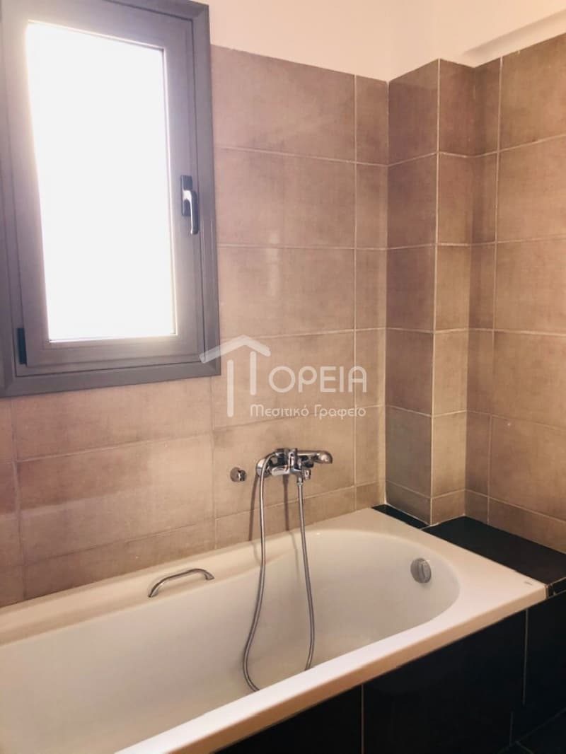 House in Κέντρο, Kalivia Thorikou — Photo 6 of 30