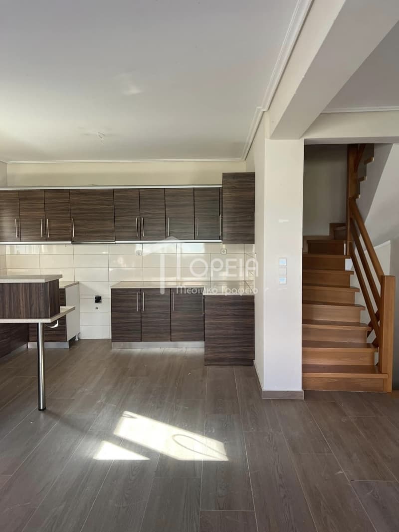 House in Κέντρο, Kalivia Thorikou — Photo 21 of 30