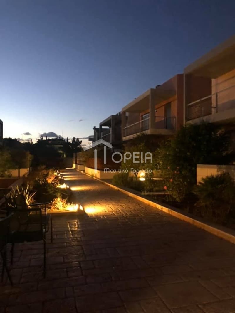 House in Κέντρο, Kalivia Thorikou — Photo 27 of 30