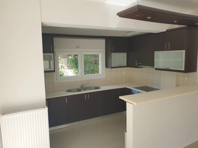 Apartment in Lofos Kselaftaki, Kalivia Thorikou — Photo 10 of 19