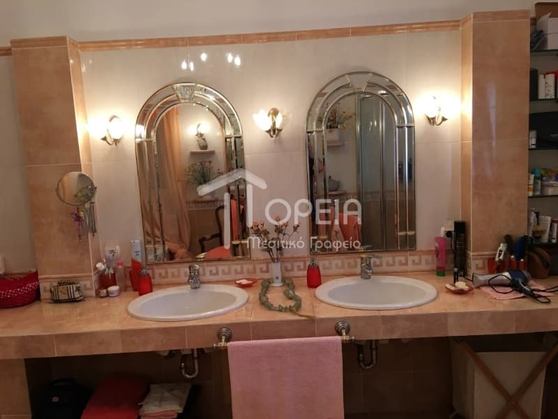 House in Galazia akti, Kalivia Thorikou — Photo 6 of 9