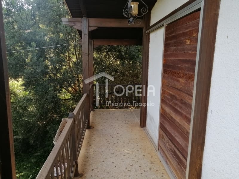 House in Galazia akti, Kalivia Thorikou — Photo 4 of 17