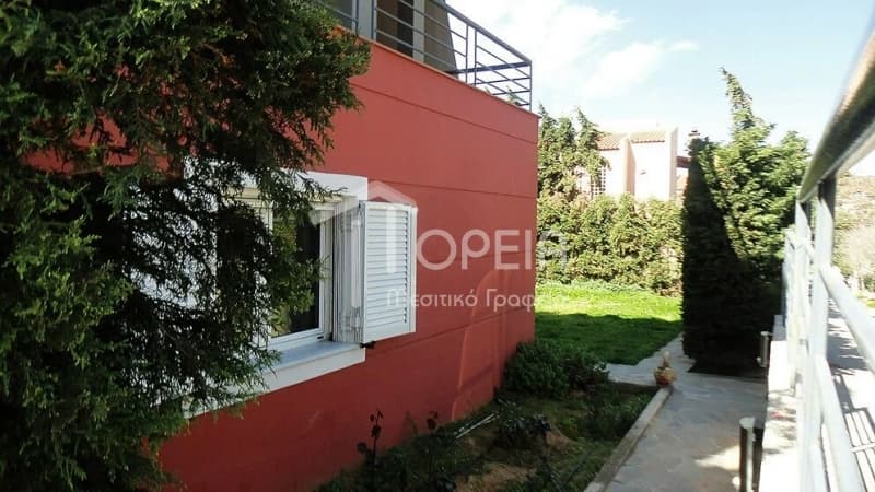 Apartment in Galazia akti, Kalivia Thorikou — Photo 11 of 17