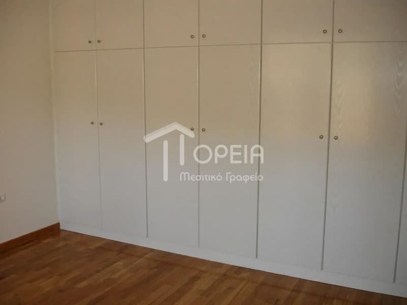 Apartment in Galazia akti, Kalivia Thorikou — Photo 5 of 17