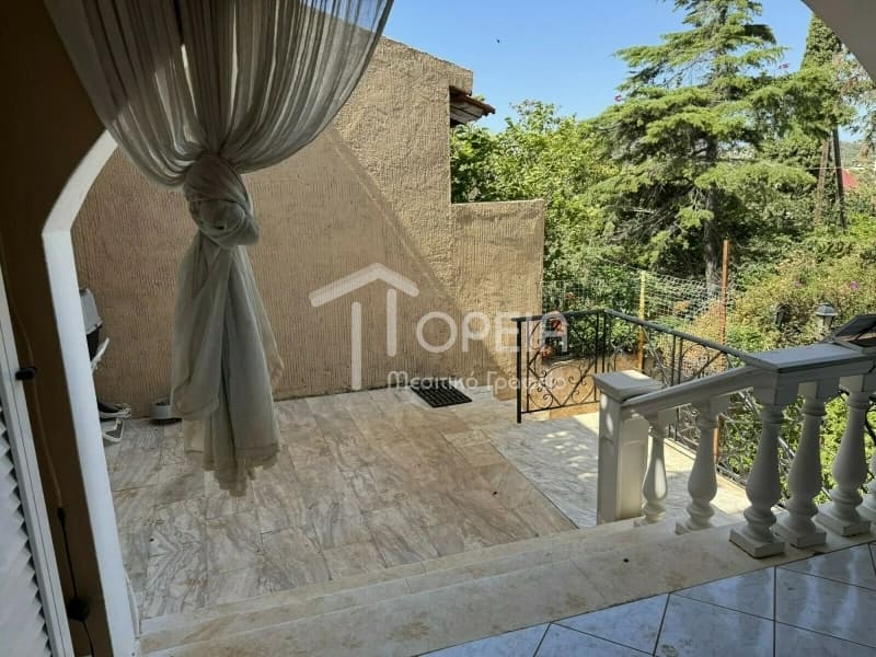 House in Kalivia, Kalivia Thorikou — Photo 3 of 12