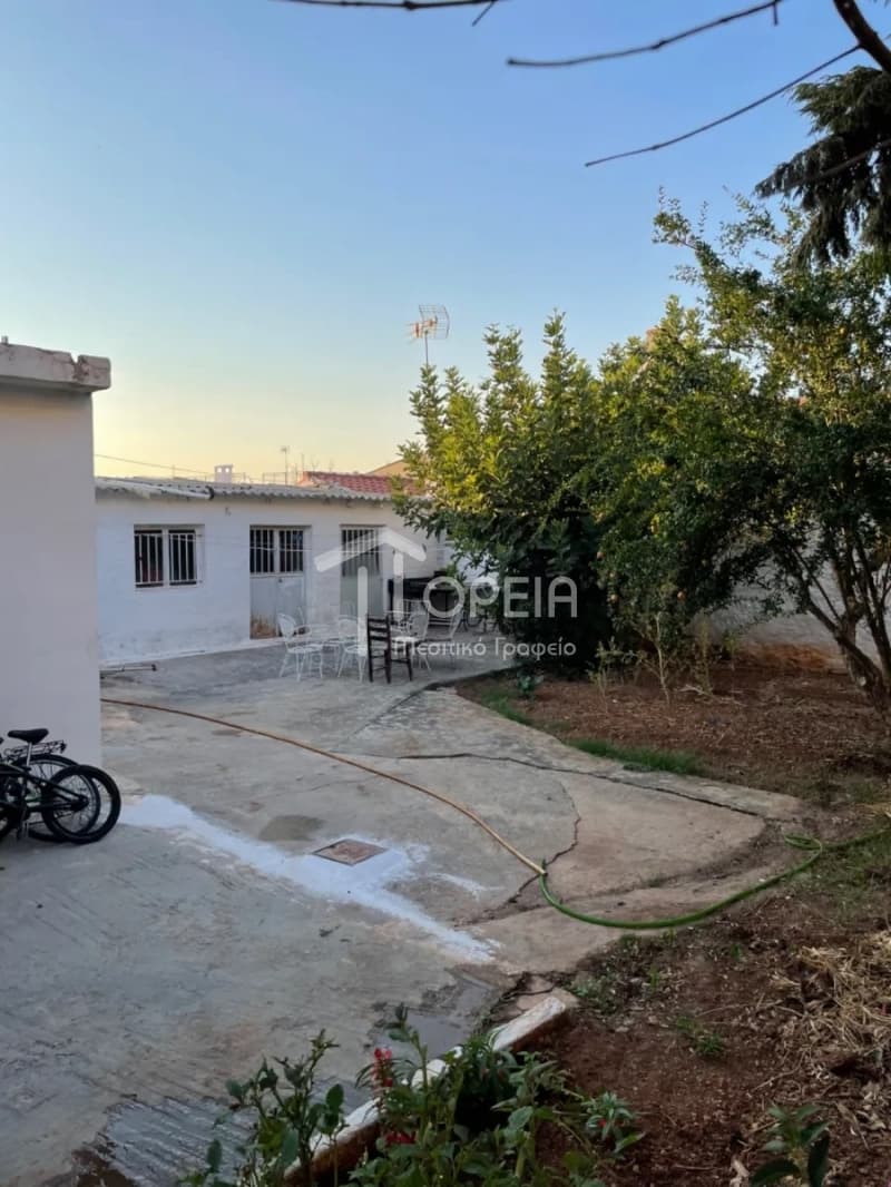 House in Κέντρο, Kalivia Thorikou — Photo 3 of 4