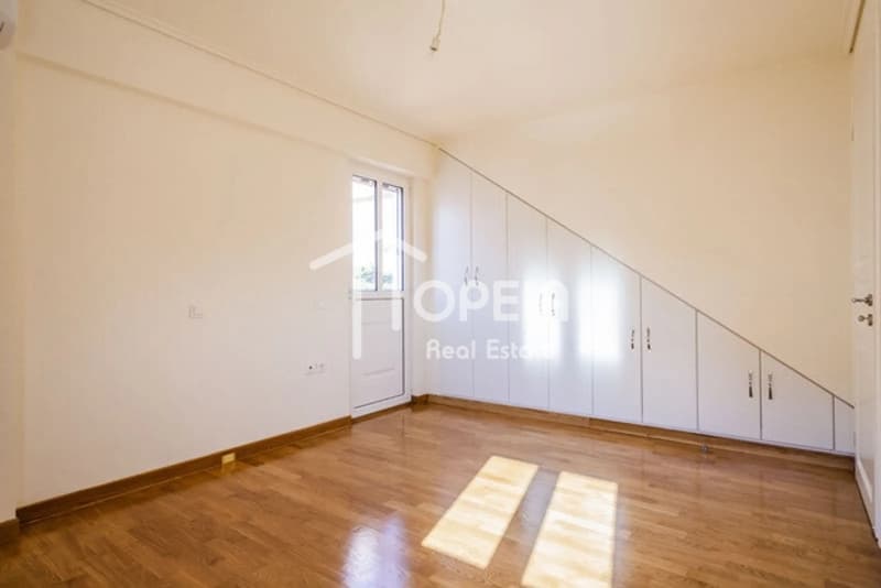 House in Κέντρο, Kalivia Thorikou — Photo 17 of 18