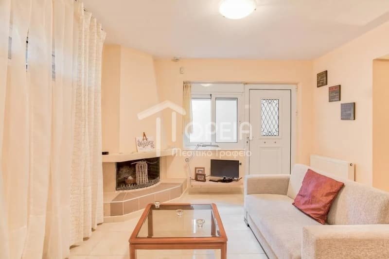 House in Κέντρο, Kalivia Thorikou — Photo 5 of 24