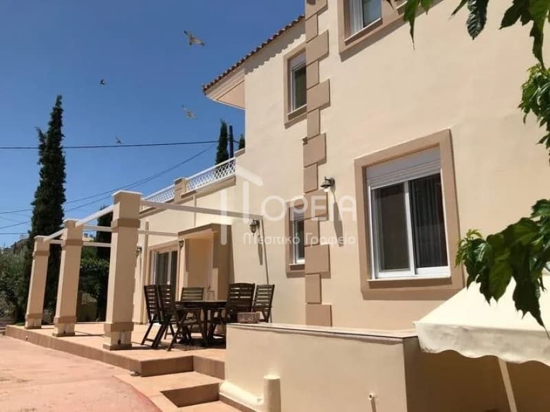 House in Κέντρο, Kalivia Thorikou — Photo 1 of 24