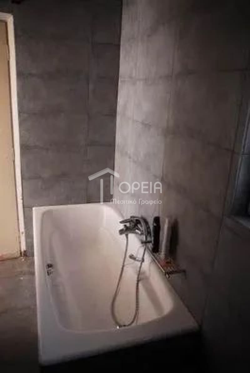 Apartment in Kalivia, Kalivia Thorikou — Photo 8 of 12