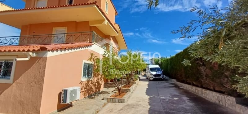 House in Κέντρο, Kalivia Thorikou — Photo 16 of 23