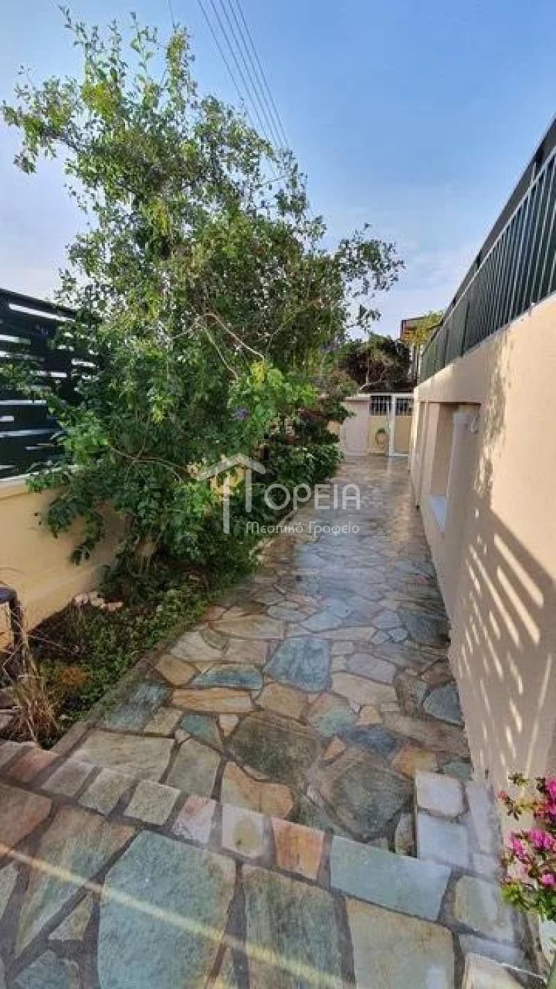House in Galazia akti, Kalivia Thorikou — Photo 24 of 24