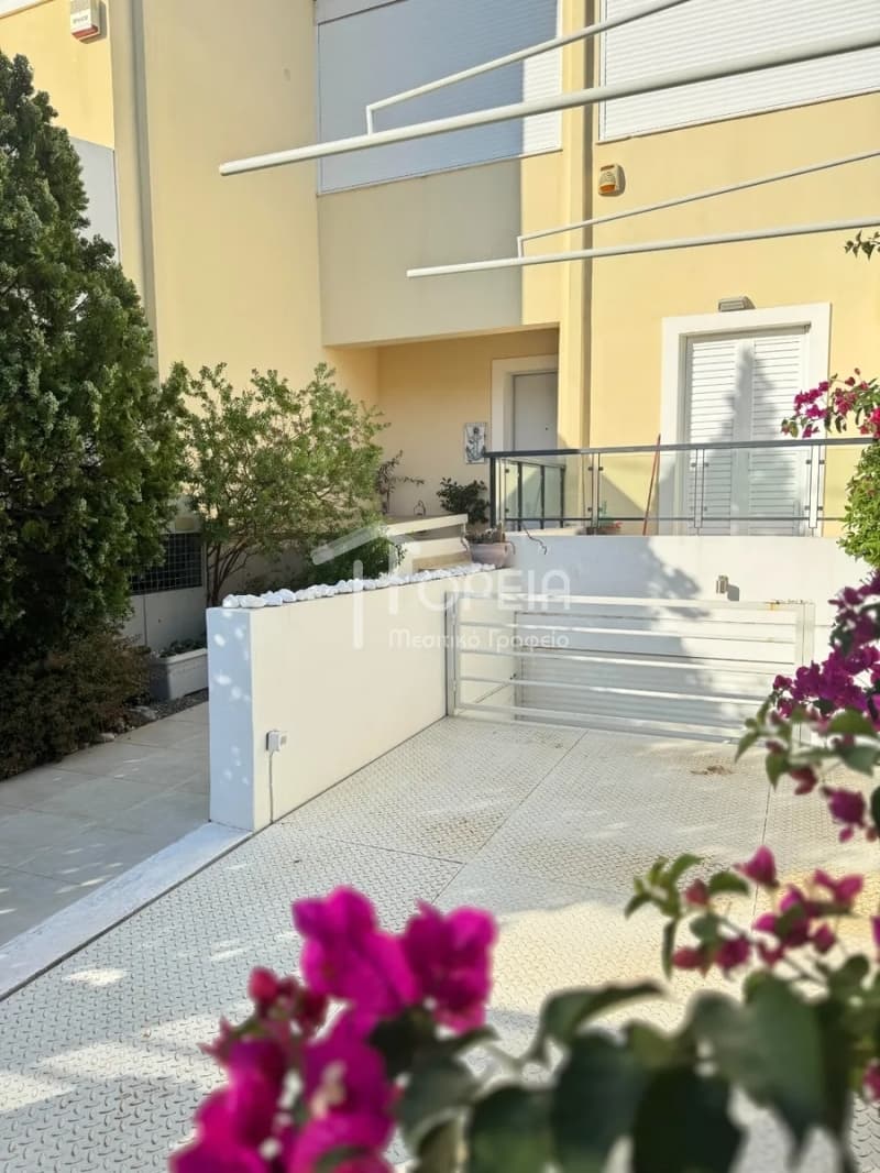 House in Kalivia, Kalivia Thorikou — Photo 14 of 23