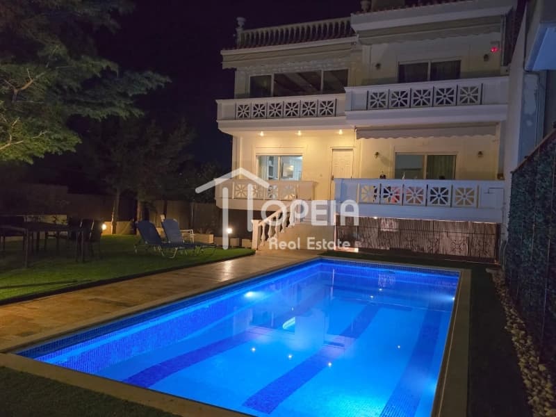 House in Galazia akti, Kalivia Thorikou — Photo 22 of 23